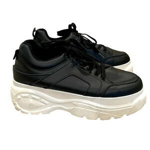 LUCKY STEP Chunky Platform Colorblock Black/White Lace-Up Sneakers (Size 9)